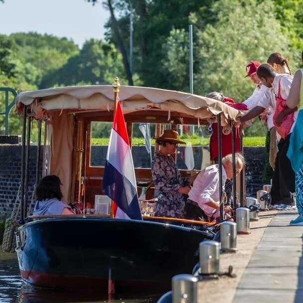 Instagram post from rederijdekampioen. This post is in position 0.